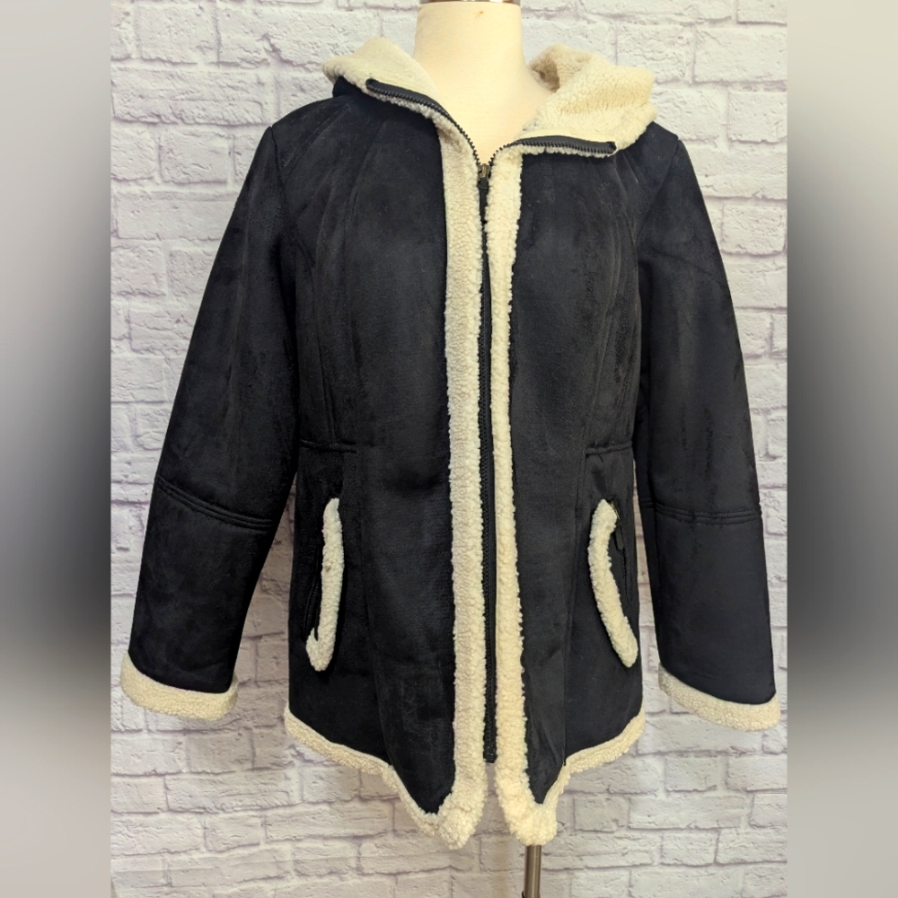 Kookaburra by UGG Women's Hooded Coat NWT Black. Faux Fur Inside, Size Large